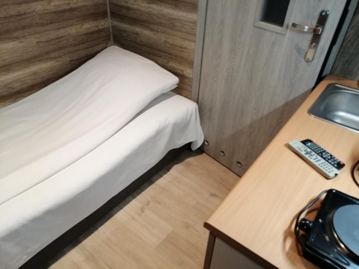 Pokoje Goscinne Polo Czestochowa Bagian luar foto