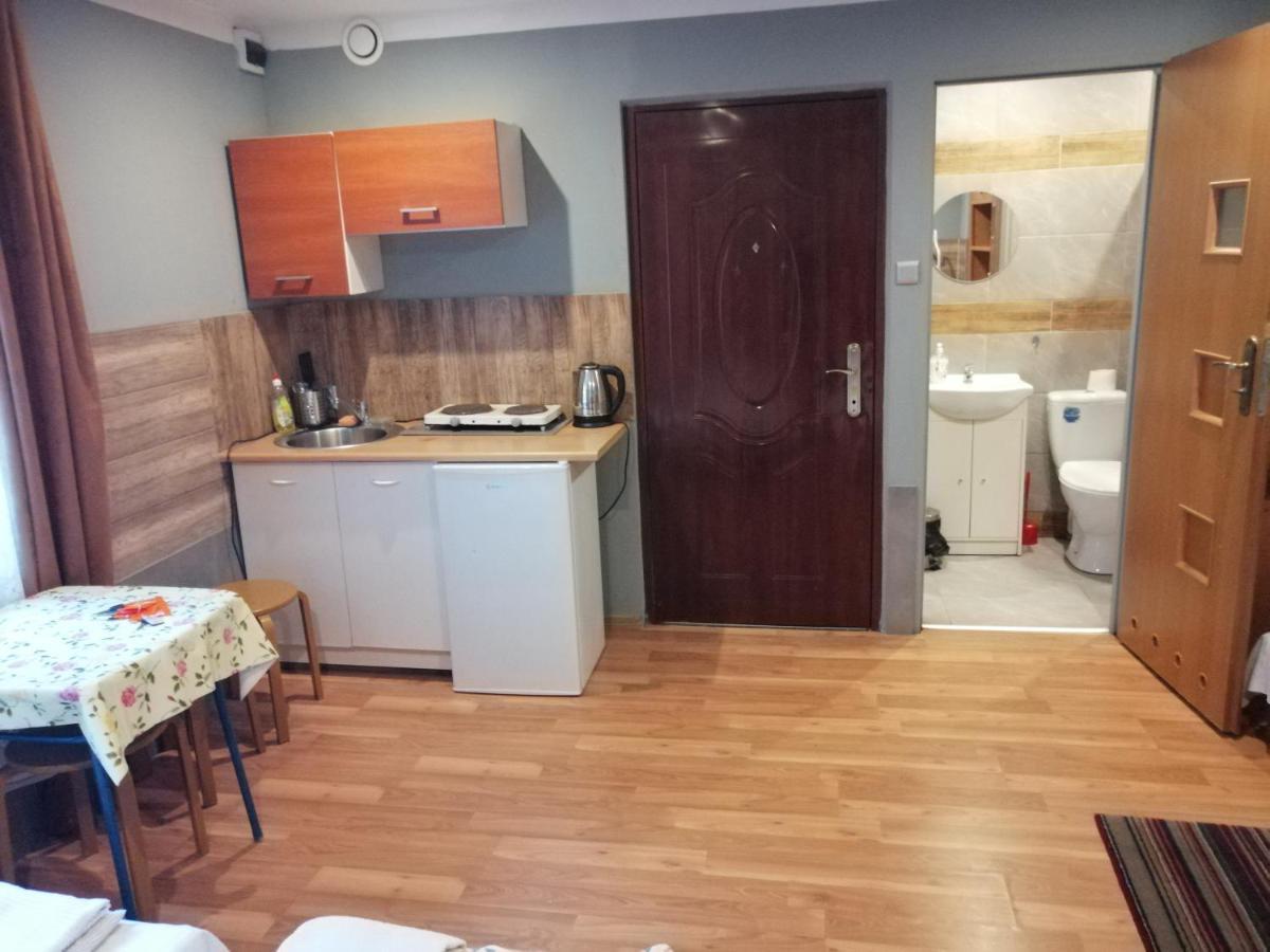 Pokoje Goscinne Polo Czestochowa Bagian luar foto