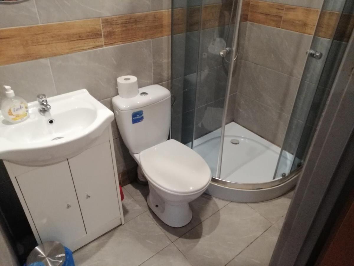 Pokoje Goscinne Polo Czestochowa Bagian luar foto